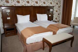 Отель Hotel President Бэйле-Феликс Улучшенный двухместный номер с 1 кроватью или 2 отдельными кроватями-2